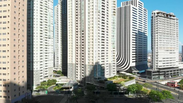Serendra Two Meranti. Sequoia Towers. South of Market. SM Aura Mall. Taguig. BGC, Manila, Philippines