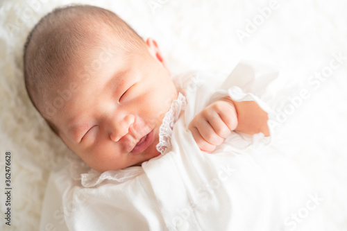 日本人の笑顔の赤ちゃん 新生児のニューボーンフォト Asian Poster Asi Photosozai