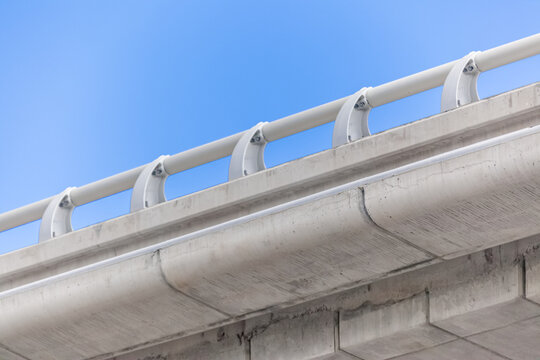 Tablier et parapet du viaduc de la NRL, &icirc;le de la R&eacute;union 