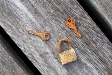 little old rusty padlock with keys
