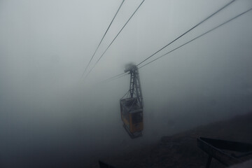 Fototapeta na wymiar gondola in the fog