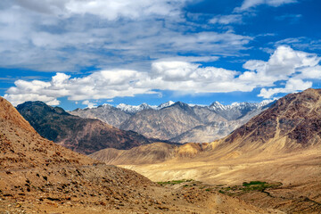 Naklejka na ściany i meble Beautiful Scenery on the way to the Nubra Valley, leh ladakh, jammu and kashmir, India