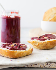 Marmelade mit Chia Samen