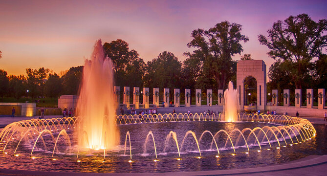 World War Two Memorial in Washington DC in twilight
