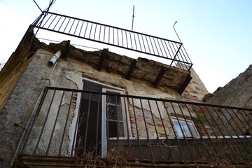 old abandoned building