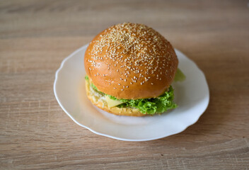 burger, hamburger, food, sandwich, bread, bun, lettuce, cheese, meat, lunch, cheeseburger, tomato, meal, beef, fast, chicken, plate, dinner, snack, white, sesame, grilled, fast food, salad,