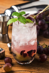 cold drink：Fruit cocktail with grape