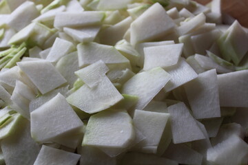 kleingeschnittener Kohlrabi