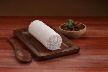 White rice puttu with chana masala curry