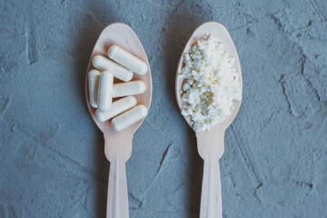 Collagen or colostrum in capsules and powder