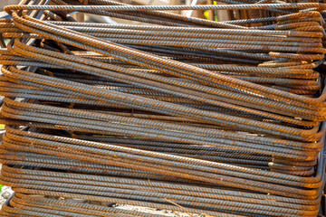 Ligatures for reinforcing footing beams background