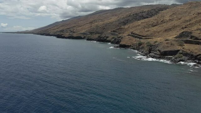 Lahaina Pali road which is part of Honoapi&rsquo;ilani Highway, also known as Hawaii Route 30, traverses Maui for 35 miles from downtown Wailuku to Honokahua Bay. part 4