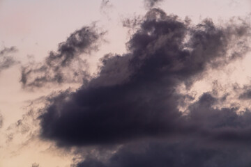 Wolken am Abend
