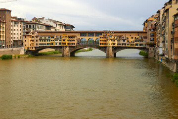 Fototapeta premium The Ponte Vecchio in Florence and the Arno river