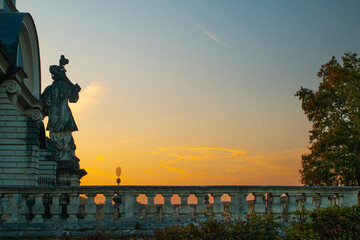 Fototapeta premium Sonnenuntergang hinter Kirche