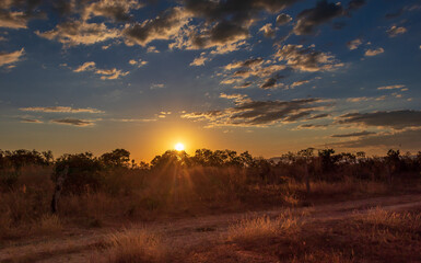 Pôr do sol no cerrado em Cavalcante, Goiás, Brasil.