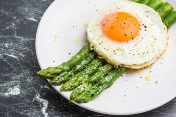 ミラノ風　アスパラガス