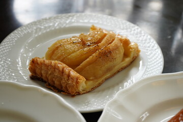 アップルパイ　焼き立て　パイ　美味しいカフェ　おやつ