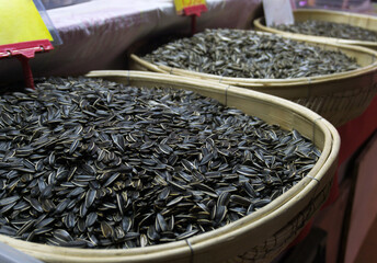 ひまわりの種　市場