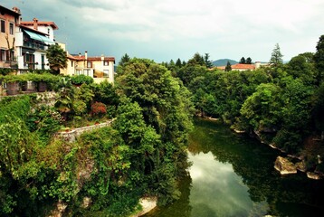 Fototapeta na wymiar River Girona