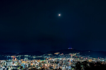 春の長崎市の夜景