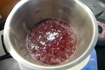 Sauerkirsch Bananen Marmelade kochen