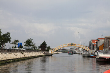 Obraz premium Known as the Venice of Portugal. The town of Aveiro Portugal