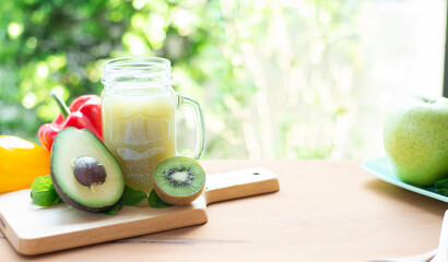 グリーンスムージーと緑