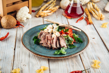 Steak salad with beef tenderloin rye bread 
