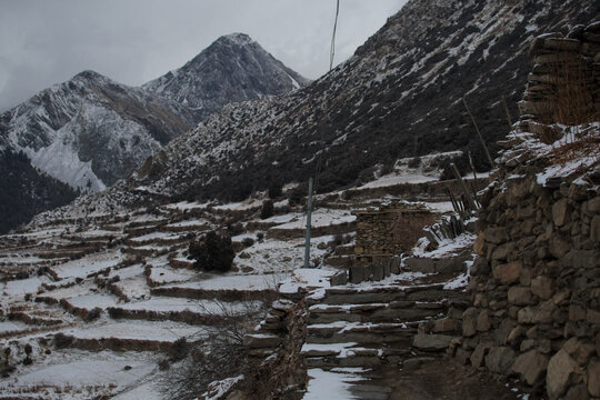 Snowy himalayan mountains by Ledar village, Annapurna circuit, Nepal