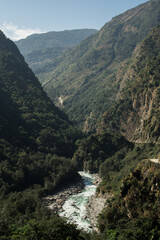 Fototapeta premium Turquosie Marshyangdi river flowing through a valley, Annapurna circuit, Nepal