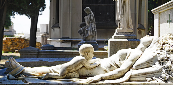 Cementerio de Montjuic en Barcelona, Catalunya, Espa&ntilde;a, Europa