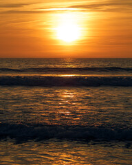 Atardecer en la playa de Cádiz