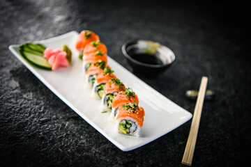 Smoke Salmon Roll