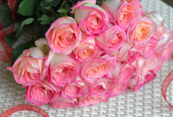 beautiful pink rose bouquet for Wedding &  valentine background.