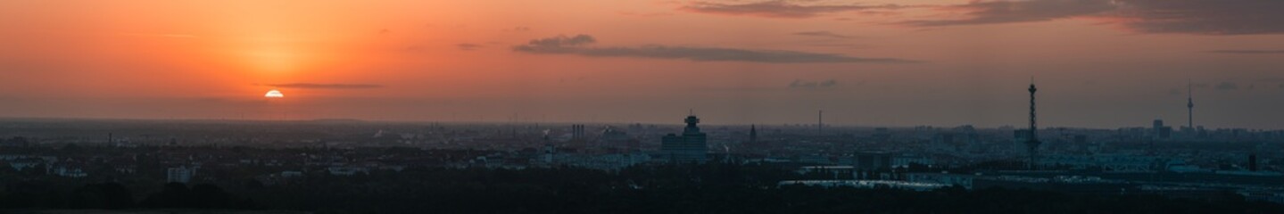 Fototapeta na wymiar Berlin Skyline