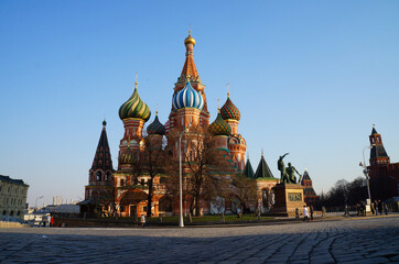 Fototapeta premium Saint Basil's Cathedral in Red Square, Moscow, Russia