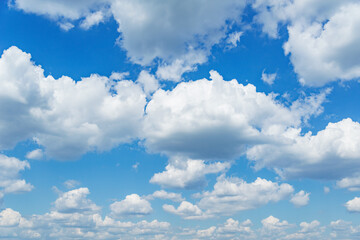 Fototapeta na wymiar Amazing cloudscape on the sky at day time.