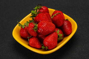Sweet strawberry in the bowl