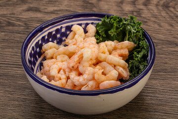 Small unshelled shrimps in the bowl