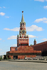 Fototapeta na wymiar Spasskaya tower of the Moscow Kremlin on Red Square, sunny summer day.