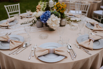  Romantically decorated table for a special event. Floral decoration for celebration
