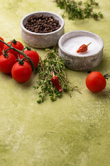 Tomatoes, thyme, garlic and spices