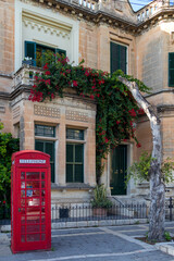 Fototapeta premium Traditional Red telephone box
