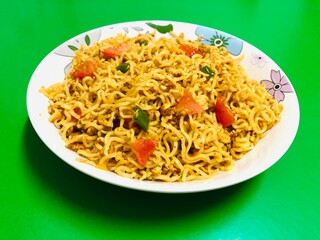 Noodles with vegetables