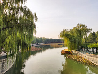 Fototapeta premium boat on the river in beijing