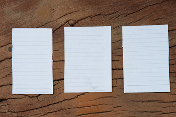 blank note paper on wood
