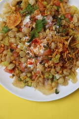 Masala puri chaat, famous street food in Karnataka, South India