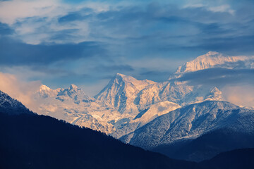 Kangchenjunga Nahaufnahme von Pelling in Sikkim, Indien. Kangchenjunga ist der dritthöchste Berg der Welt.