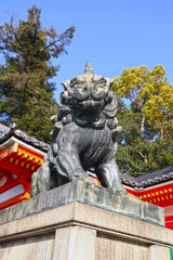 Naklejka premium The Yasaka Shrine in Gion, Kyoto, Kansai, Japan.